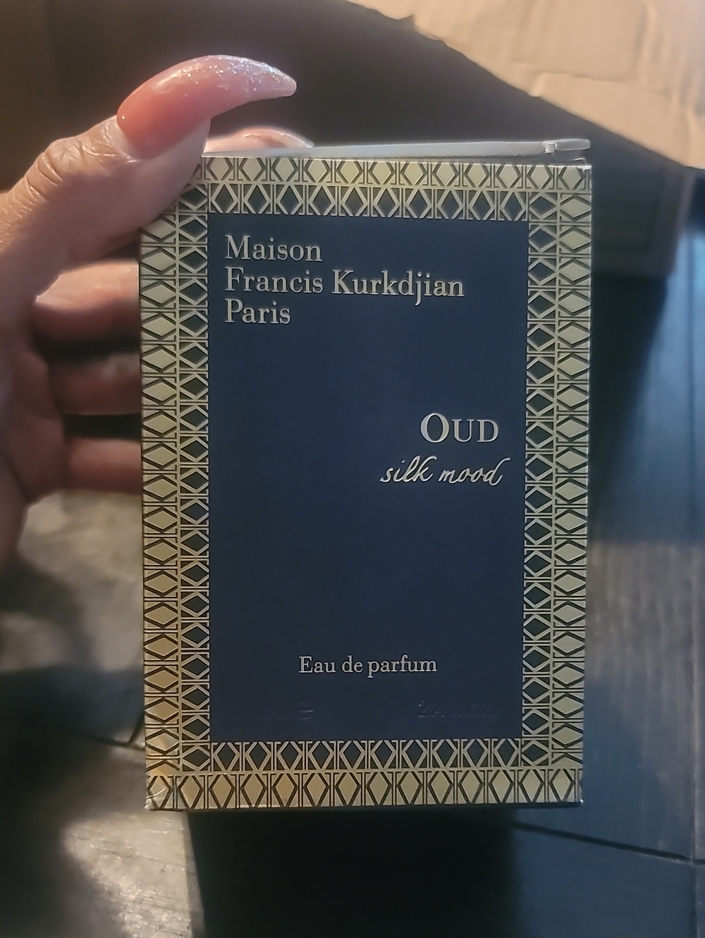 Oud Silk Mood Boxed - Navy Blue & Gold
